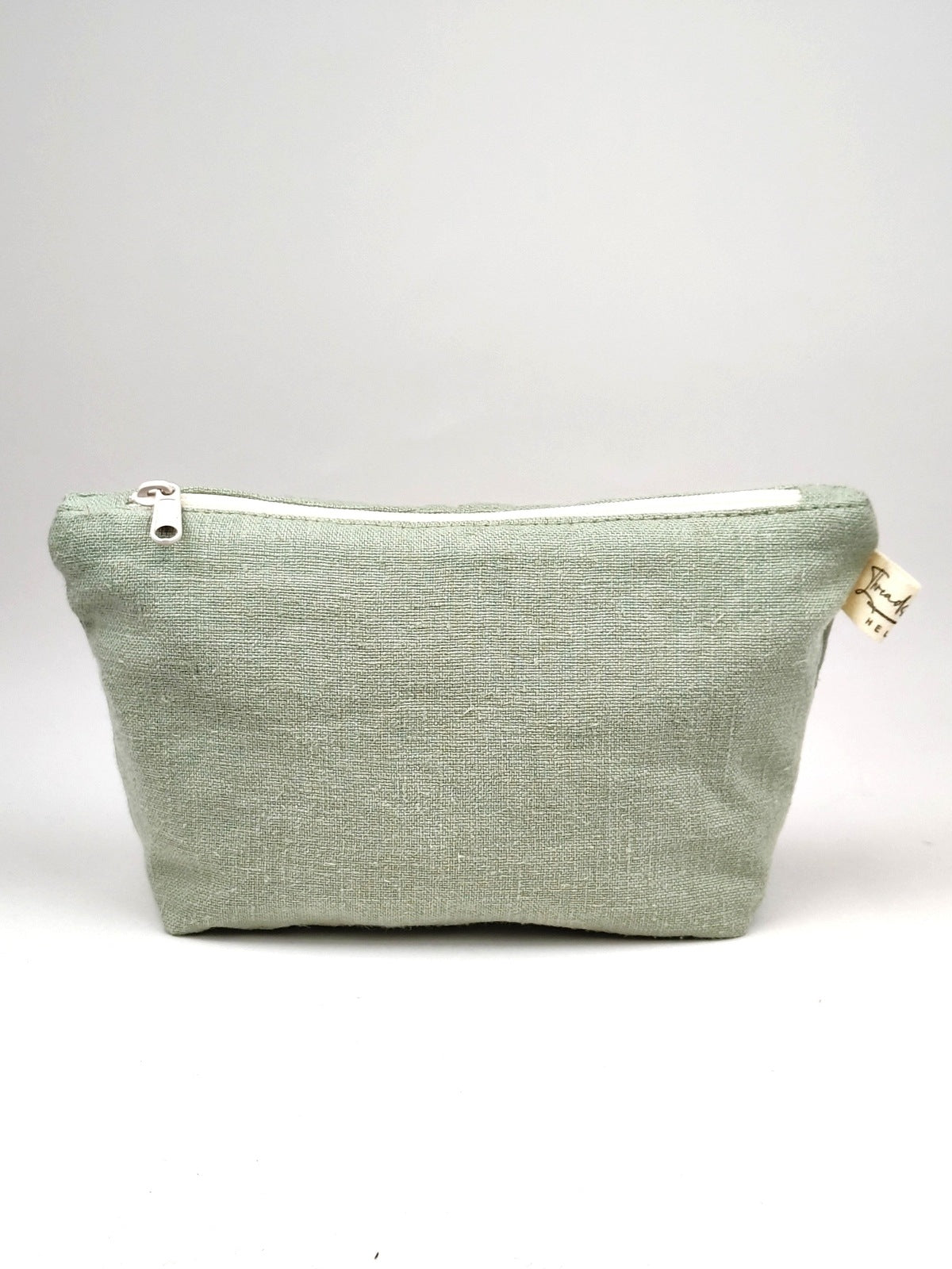 Cosmetic bag