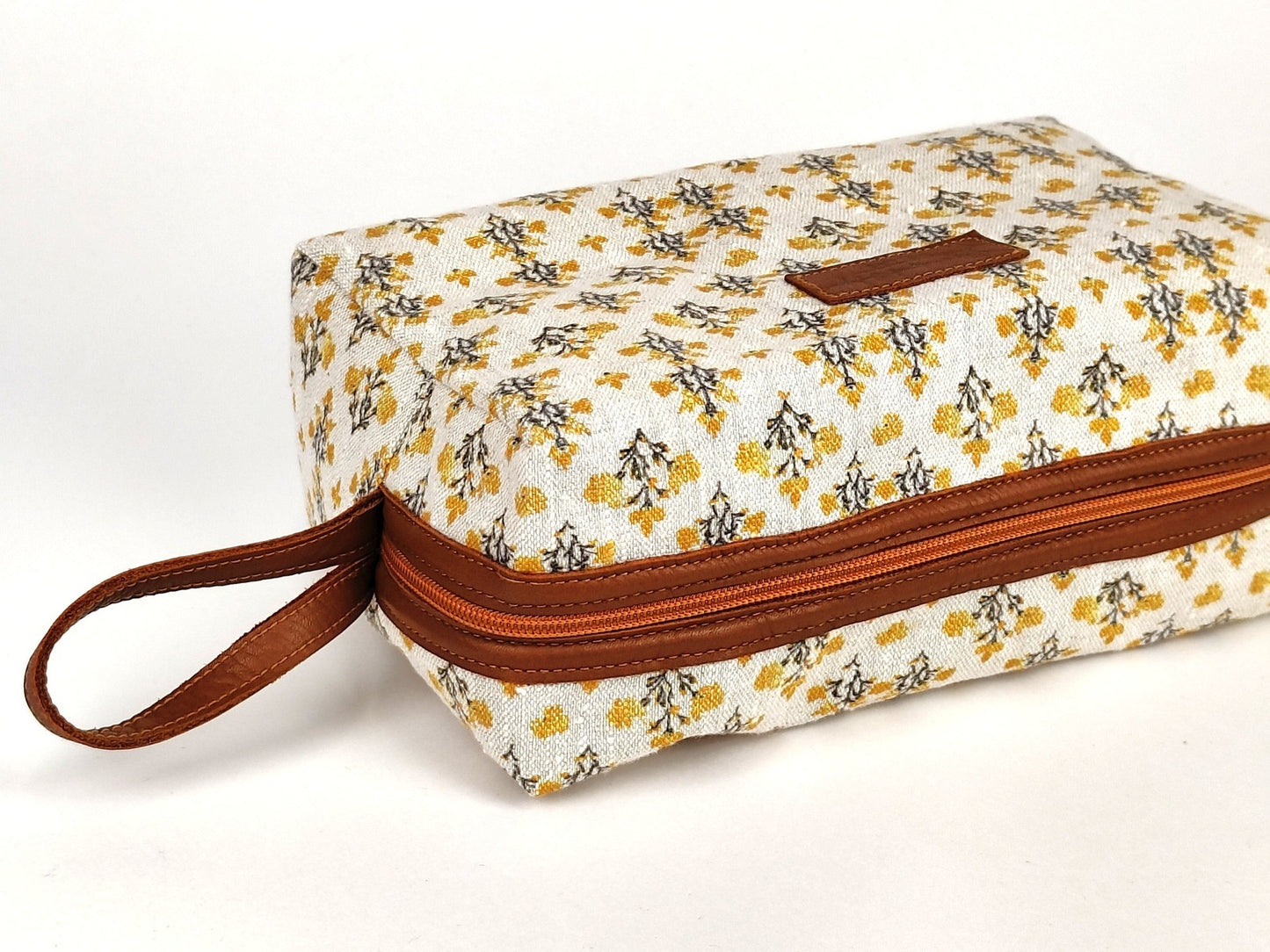 Toiletry Bag – Pepita Linen