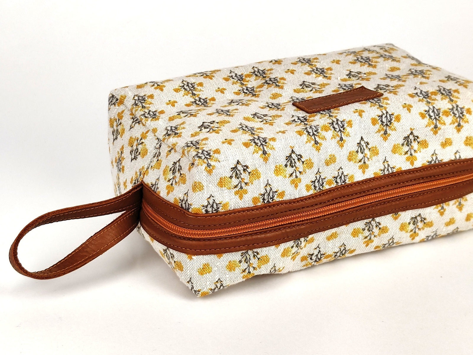 Toiletry Bag – Pepita Linen