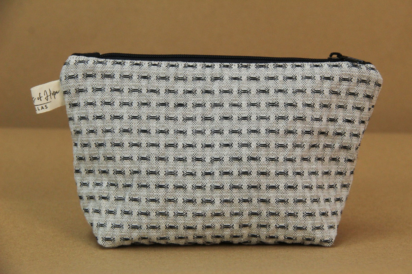 Cosmetic bag