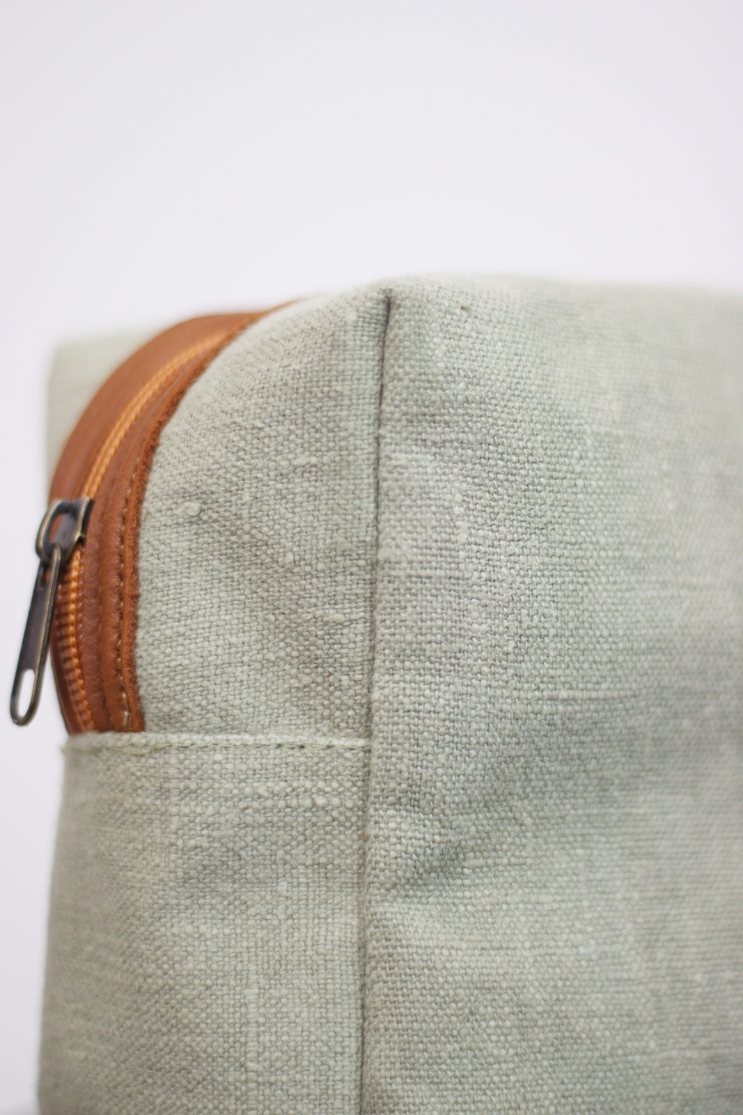Toiletry Bag – Pepita Linen