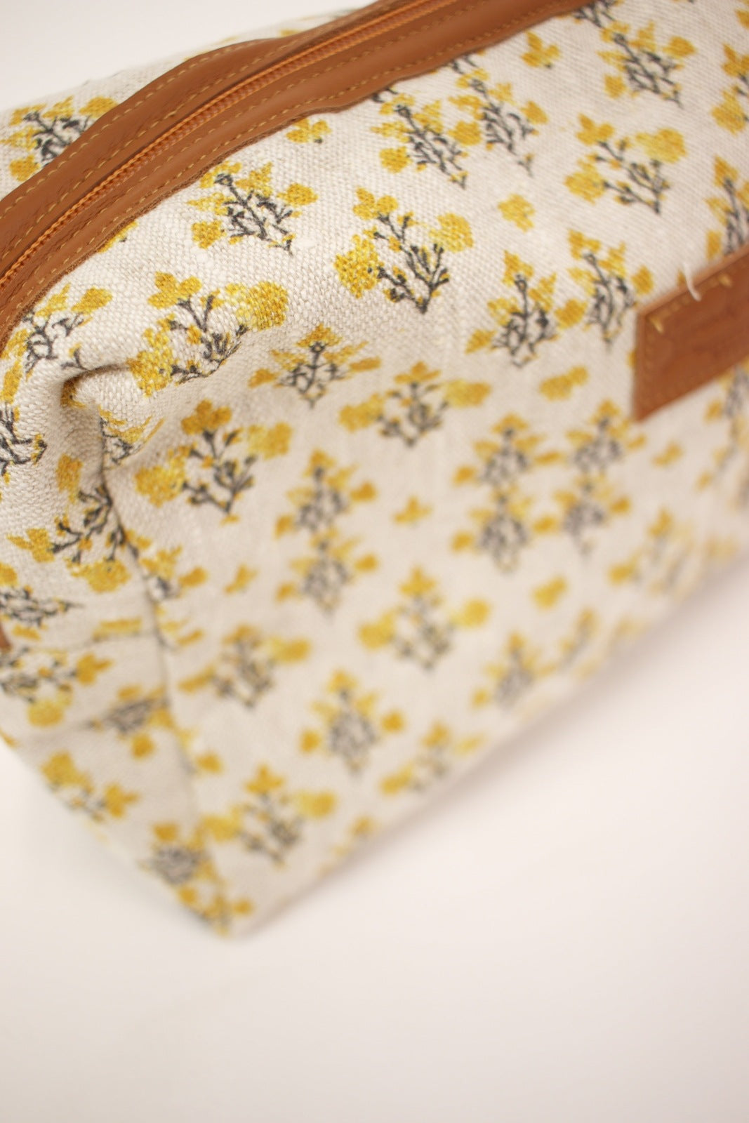 Toiletry Bag – Pepita Linen