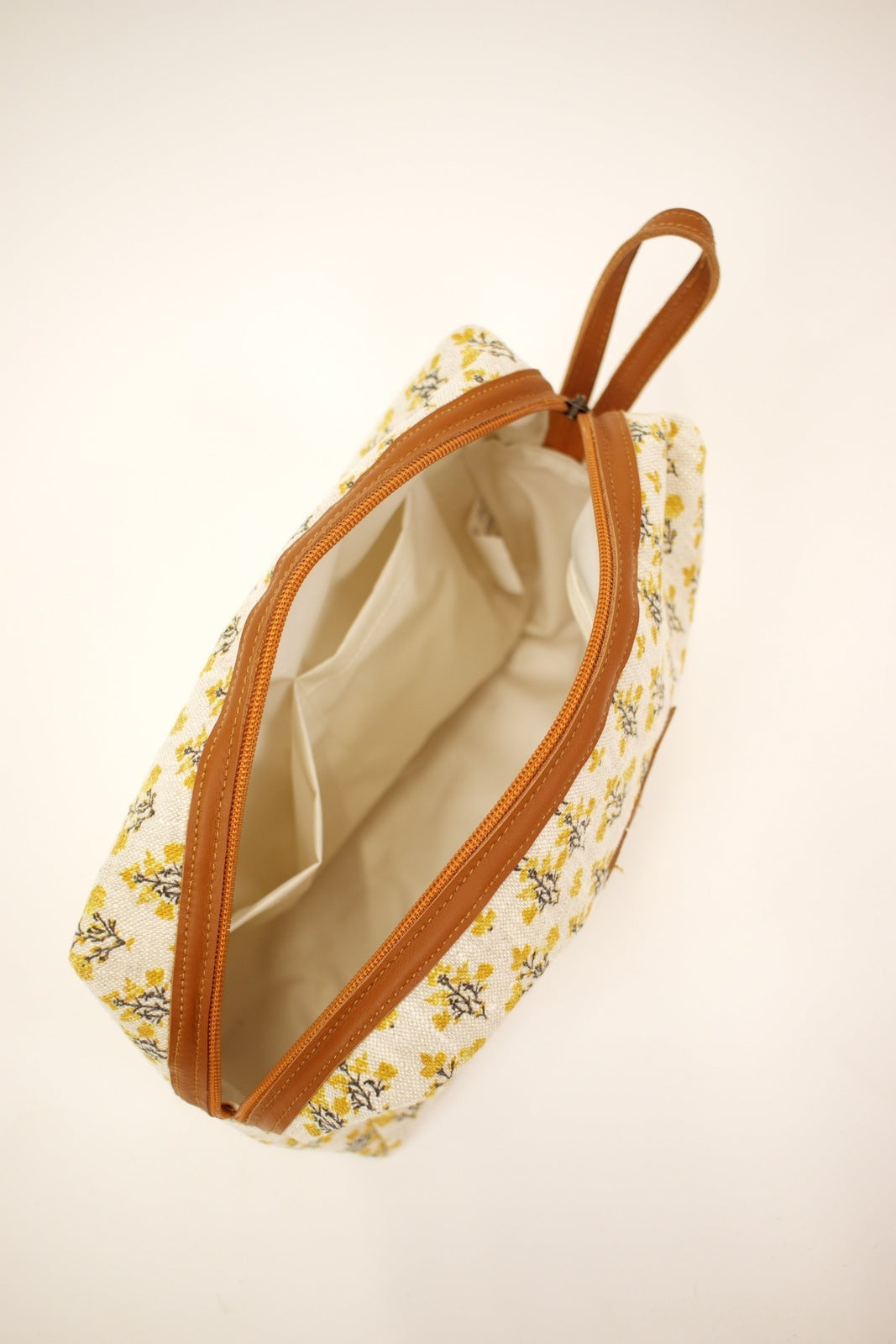 Toiletry Bag – Pepita Linen