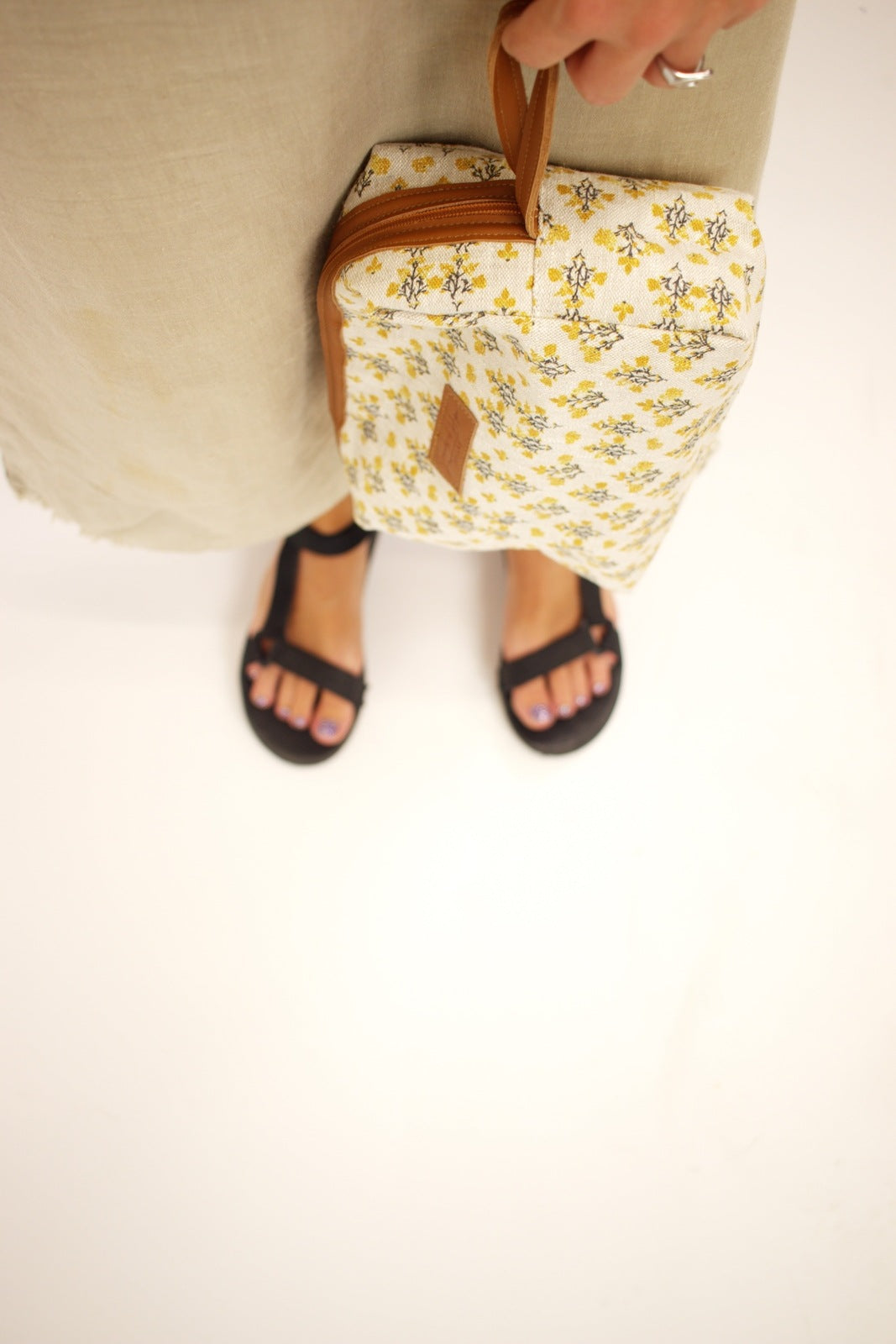 Toiletry Bag – Pepita Linen