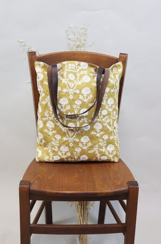 Flowery Linen-Book Bag
