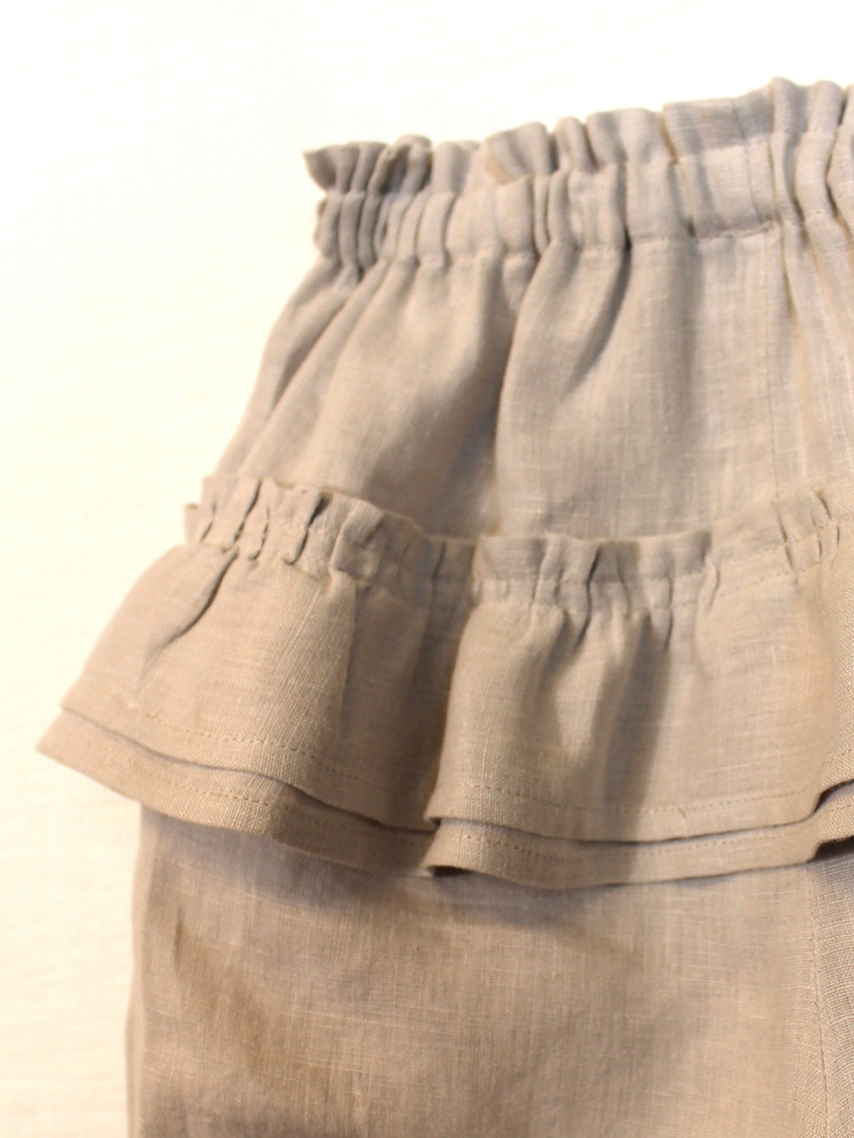 Shorts with ruffles