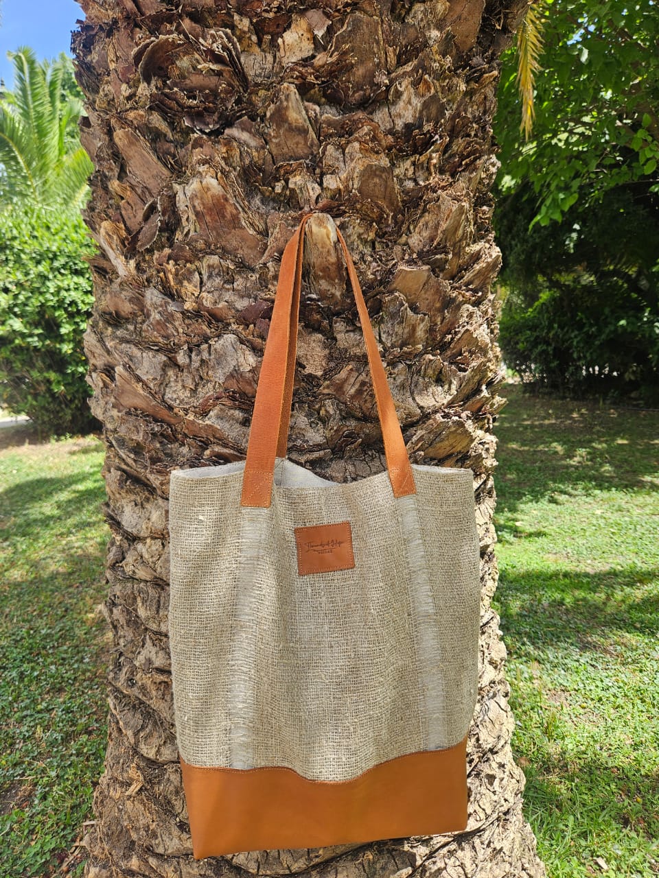 Linen tote bag